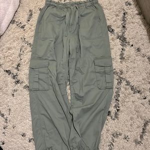 Abercrombie and fitch utility cargo pants